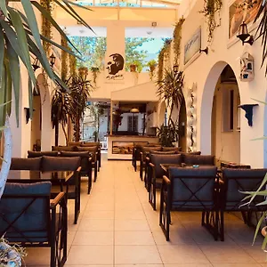 https://mavi-ada-pansiyon.aegeanhotels.net